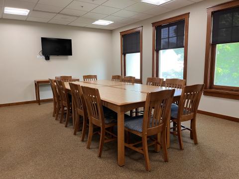 Image of table and chairs in the Rotary Room at the Dwight Foster Public Library.